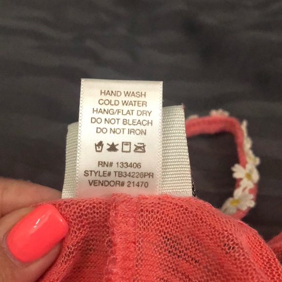 Daytrip Pointelle Tank Top - Picture 8 of 8